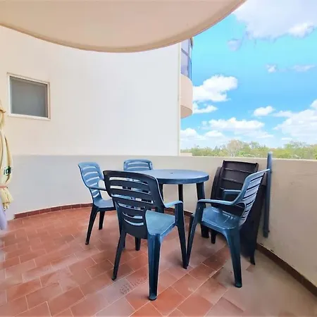 Appartamento With Pool Near Praia Da Rocha *